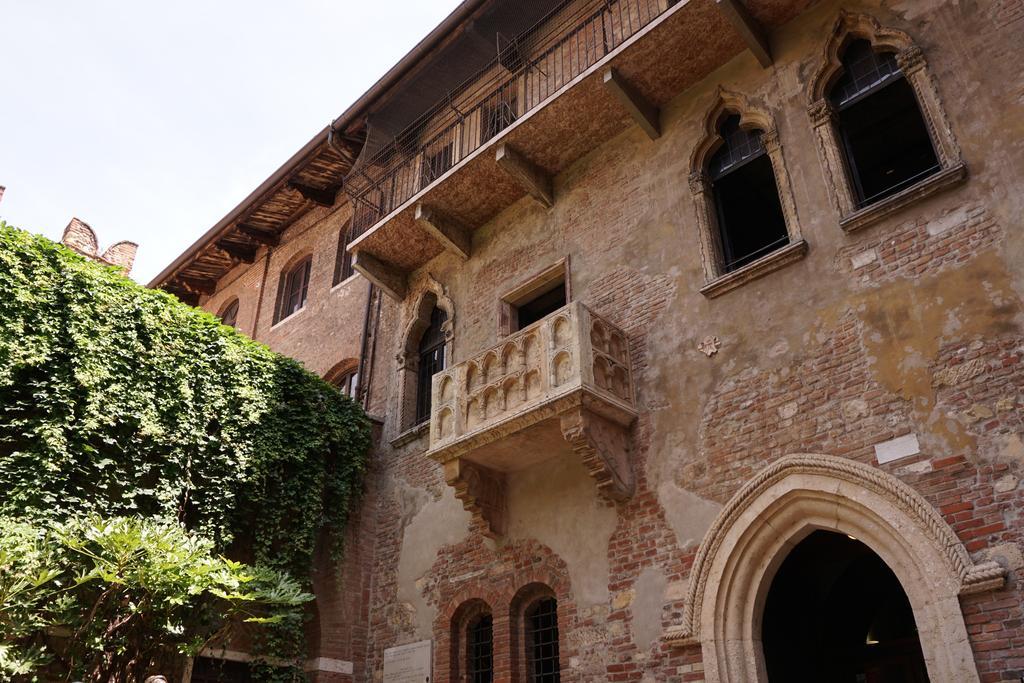 Villa Casa Anna Caprino Veronese Exterior foto